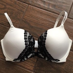 Victoria’s Secret bra